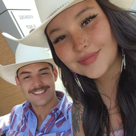 Meet your Posher, Ashley - Picture 1 of 1